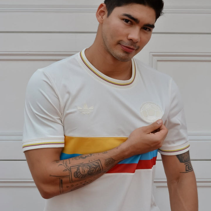 CAMISETA COLOMBIA 24 ANNIVERSARY ORIGINAL [+1 REGALO EXCLUSIVO]